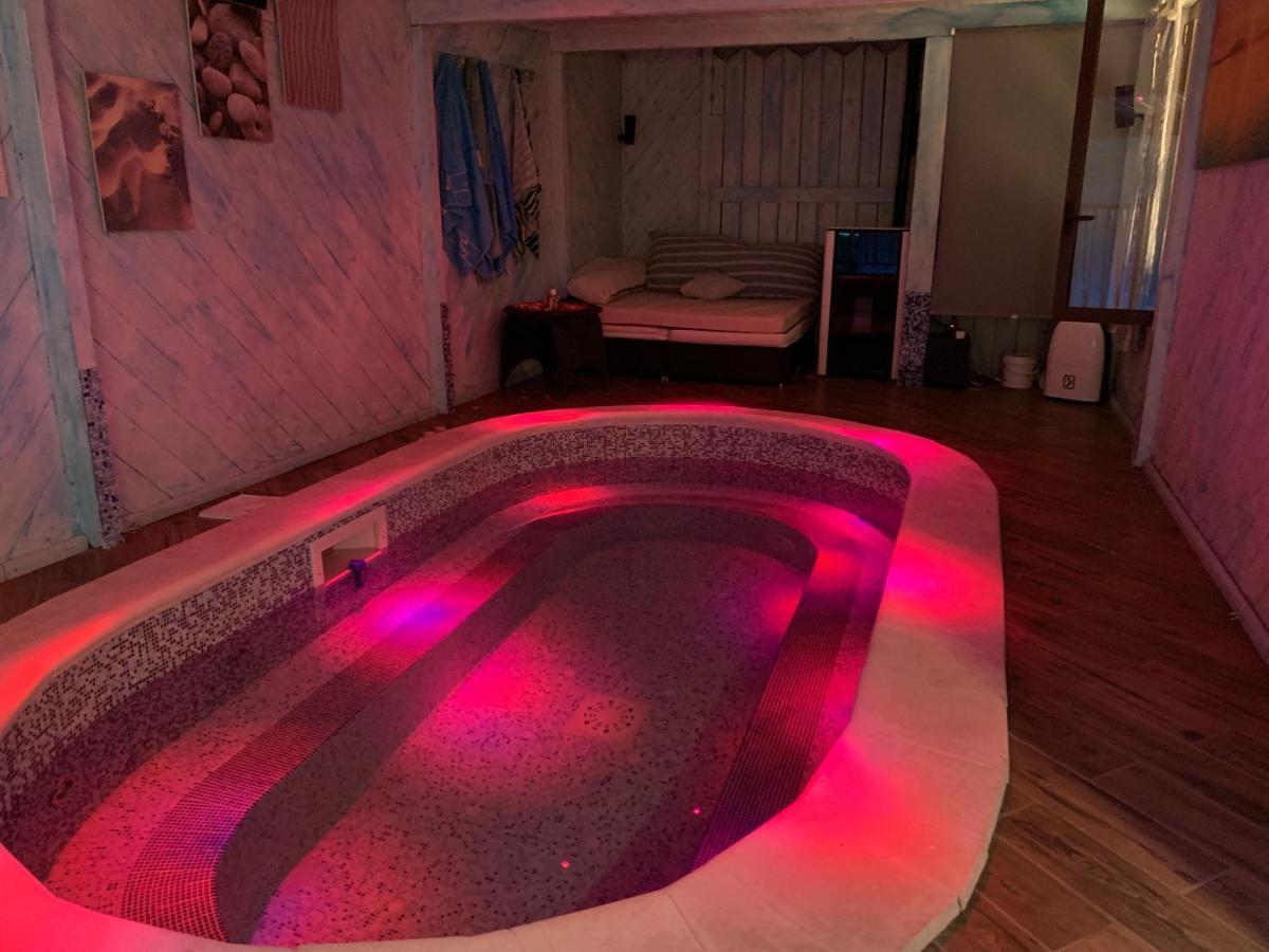Villa Carmen カステル・ヴォルトゥルノ エクステリア 写真
